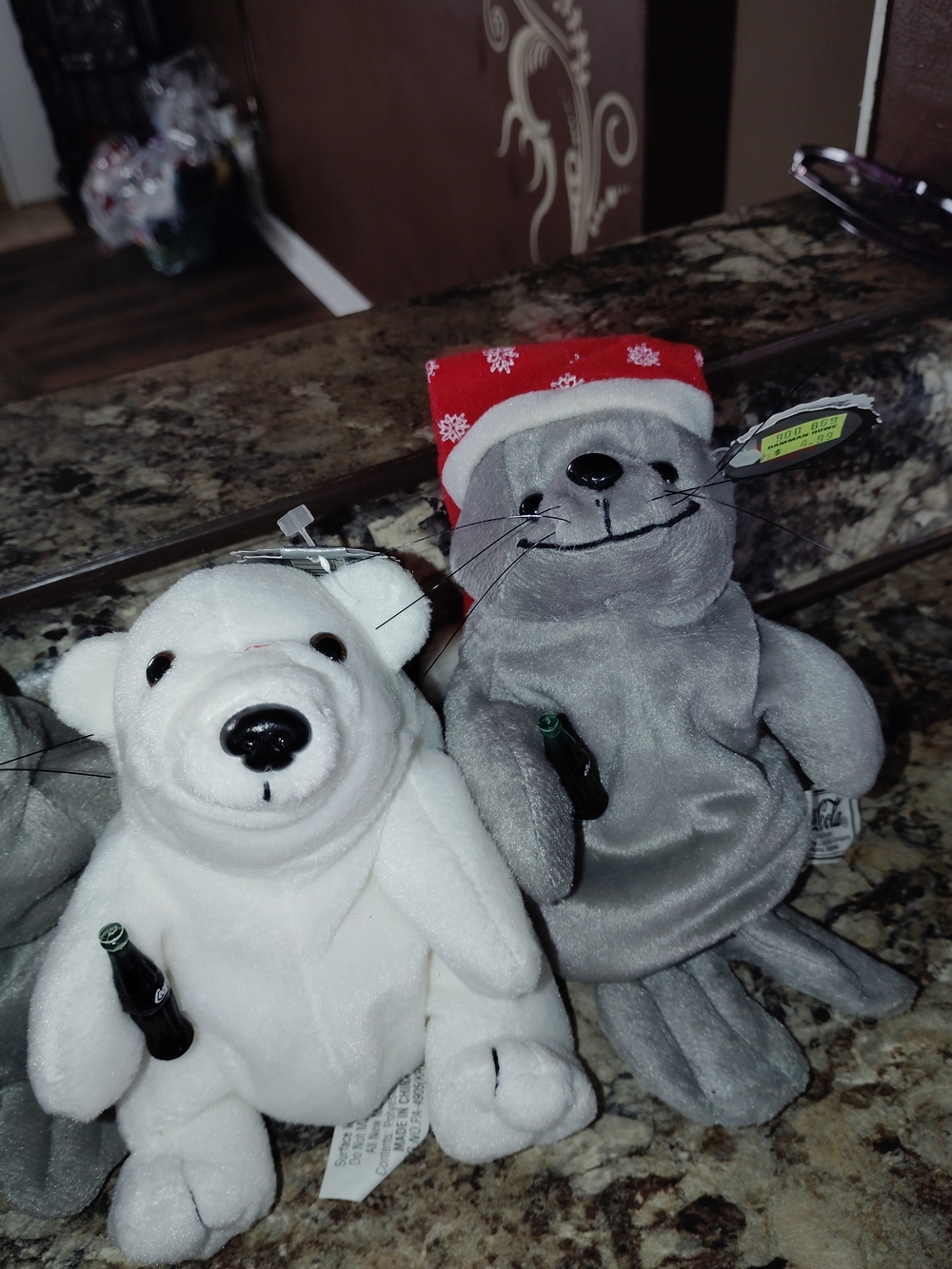Coca-Cola White Polar Bear Plush Holding Coke Bottle - Picture 4 of 6